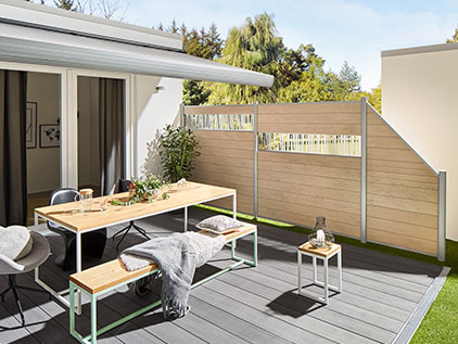 WPC oder Holz? WPC Zaun Inspiration - Terrasse mit WPC Zaun Lärche & Designgitter