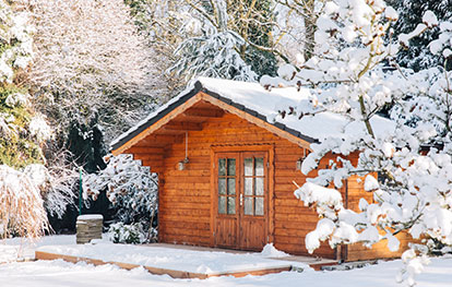 Gartenhaus gedämmt - Gartenhaus im Schnee