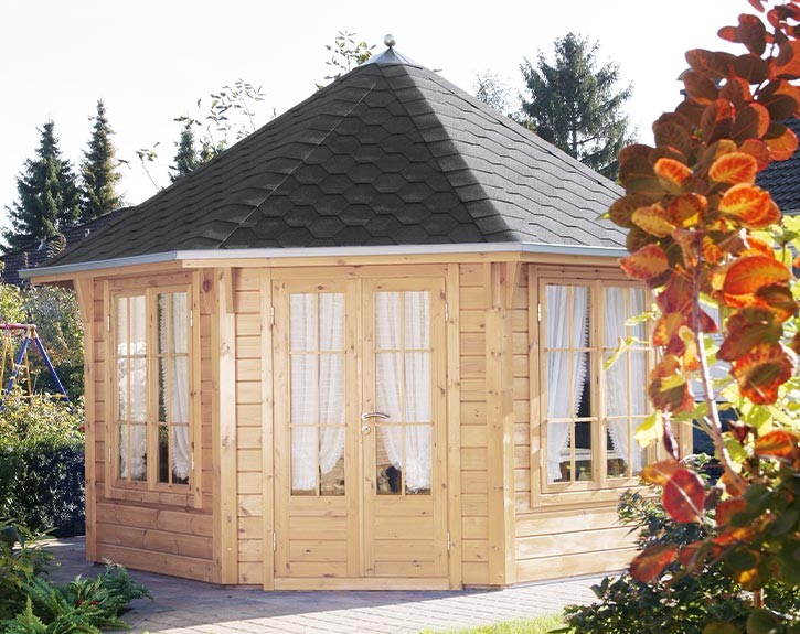 Finnhaus Wolff Gartenpavillon Mads 4040 45 + Dachschindeln schwarz - 45mm Holz-Gartenhaus - Zeltdach - natur