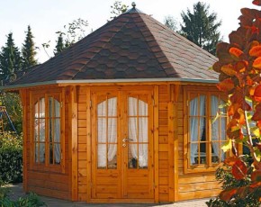 Finnhaus Wolff Holz-Gartenhaus Mads 4040 45 + schwarze Dachschindeln - 45mm Gartenpavillon - Zeltdach - natur